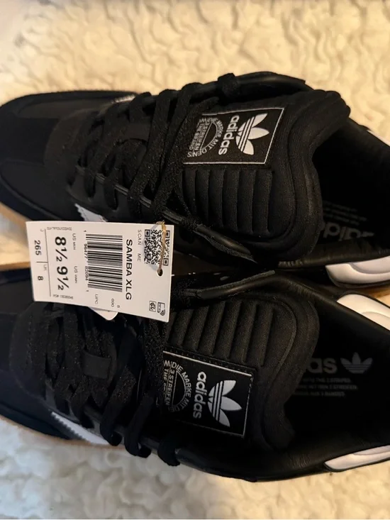 adidas Men’s Black & White Samba Classic Sneakers - Picture 5 of 6